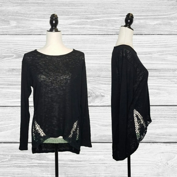 bobeau Tops - NORDSTROM BOBEAU Side Crochet Long Sleeve Top